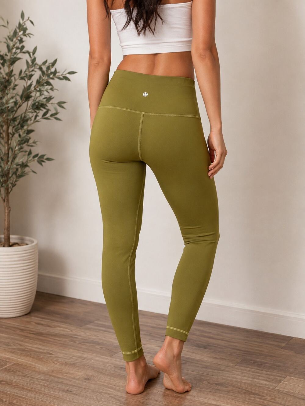 Lululemon Dark Olive High Rise Crop Leggings Size 4 21" Yoga Wunder Under